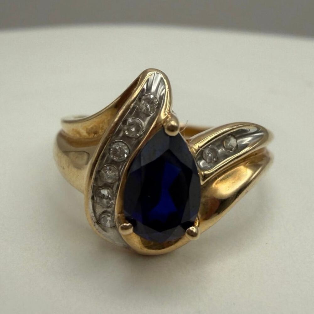 Vintage 10K Yellow Gold Pear Blue Sapphire & Diamond Swirl Ring Size 7.25